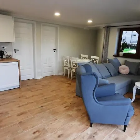 Apartament Bystrzyca Klodzka * 比斯